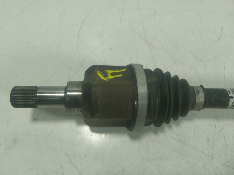 Recambio de transmision izquierda para citroën c4 cactus 1.2 thp 110 referencia OEM IAM  9801048580 
