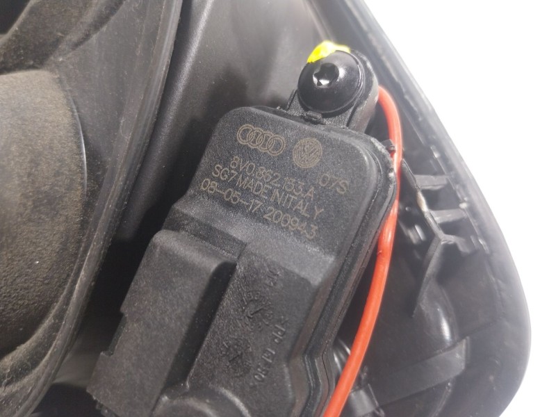 Recambio de tapa combustible para audi a4 b9 avant (8w5, 8wd) 2.0 tdi referencia OEM IAM  8W0809906A 