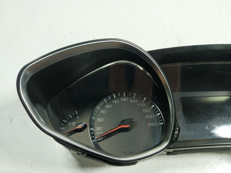 Recambio de cuadro instrumentos para peugeot 308 ii (lb_, lp_, lw_, lh_, l3_) 1.6 hdi / bluehdi 115 referencia OEM IAM  98075882