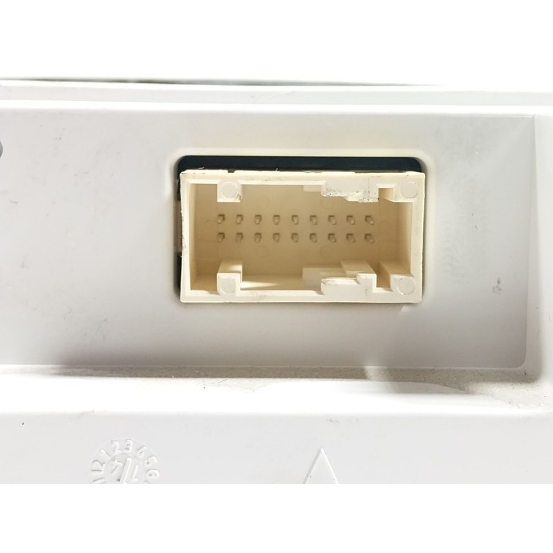 Recambio de cuadro instrumentos para peugeot 308 ii (lb_, lp_, lw_, lh_, l3_) 1.6 hdi / bluehdi 115 referencia OEM IAM  98075882