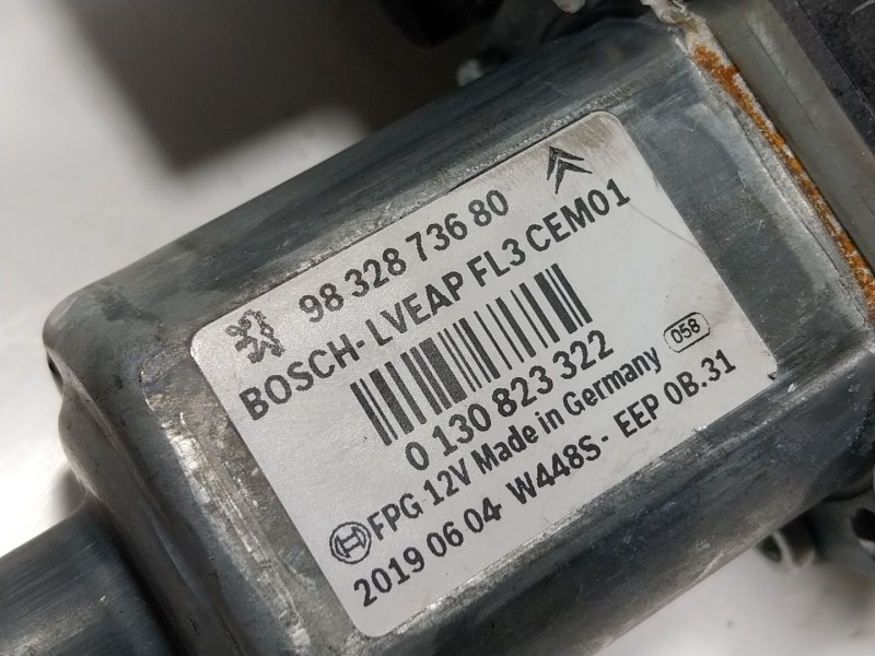 Recambio de elevalunas delantero derecho para citroën c4 cactus 1.2 thp 110 referencia OEM IAM   