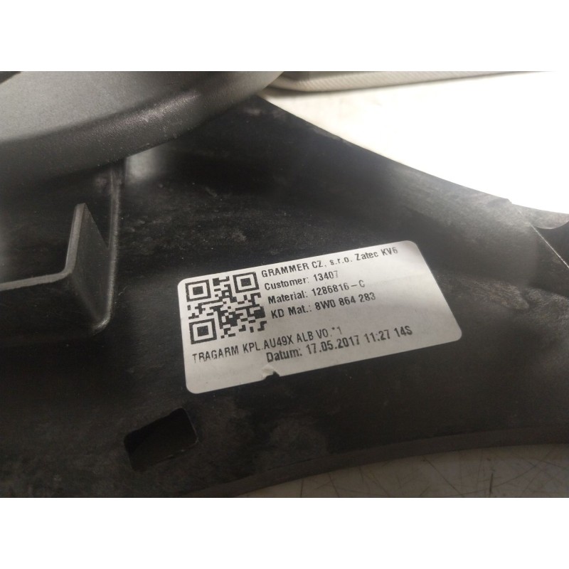 Recambio de apoyabrazos central para audi a4 b9 avant (8w5, 8wd) 2.0 tdi referencia OEM IAM  8W0864283 