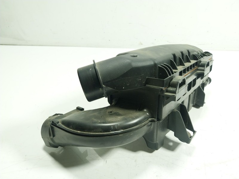 Recambio de filtro aire para citroën c4 cactus 1.2 thp 110 referencia OEM IAM   