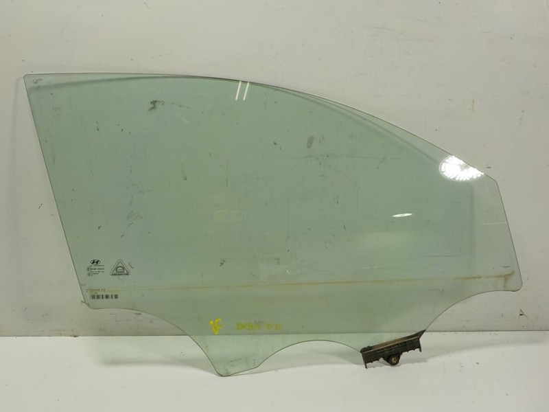 Recambio de cristal puerta delantero derecho para hyundai tucson tecno safe 2wd bluedrive referencia OEM IAM 82420D7020  