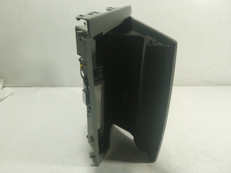 Recambio de guantera para audi a4 b9 avant (8w5, 8wd) 2.0 tdi referencia OEM IAM  8W1857035B 