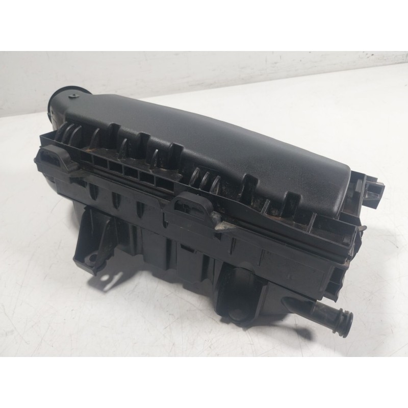 Recambio de filtro aire para opel corsa f (p2jo) 1.2 (68) referencia OEM IAM  9812735680 