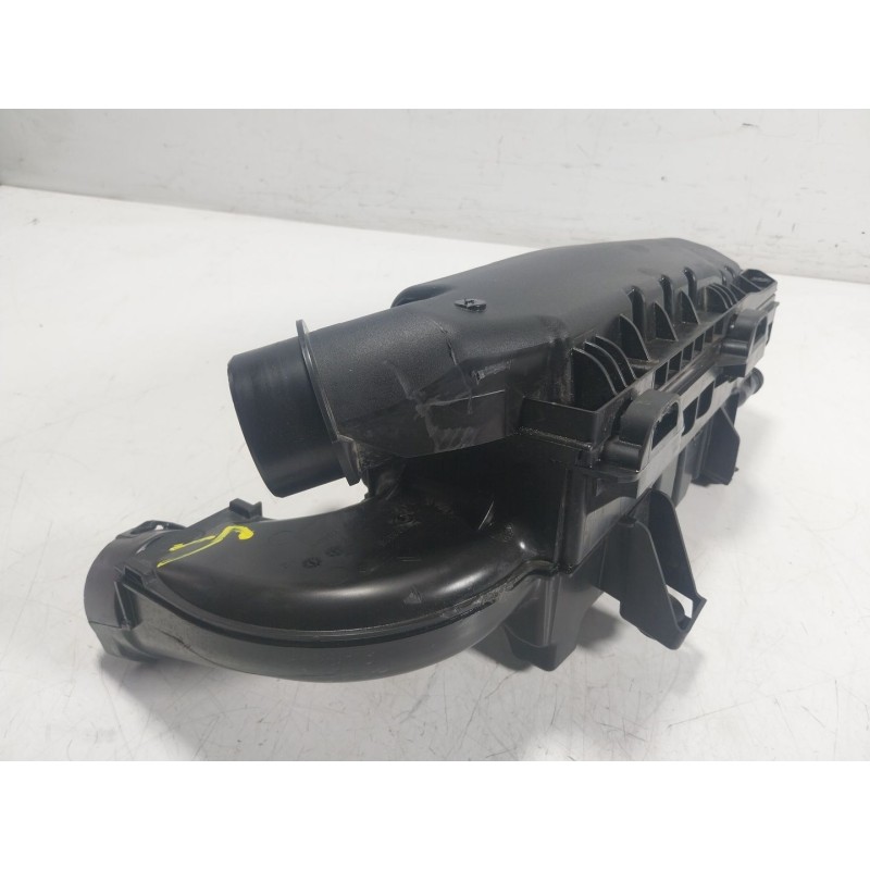 Recambio de filtro aire para opel corsa f (p2jo) 1.2 (68) referencia OEM IAM  9812735680 