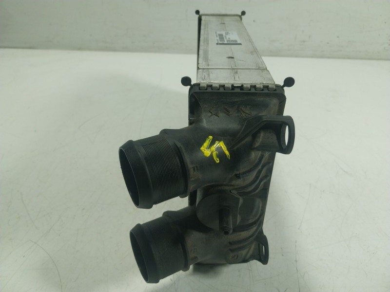 Recambio de intercooler para opel corsa f (p2jo) 1.2 (68) referencia OEM IAM  9824742280 