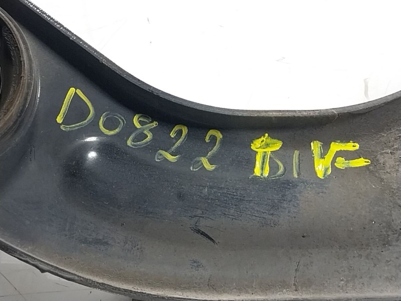 Recambio de mangueta trasera izquierda para kia cee´d (jd) 1.4 crdi 90 referencia OEM IAM 52710A6400  