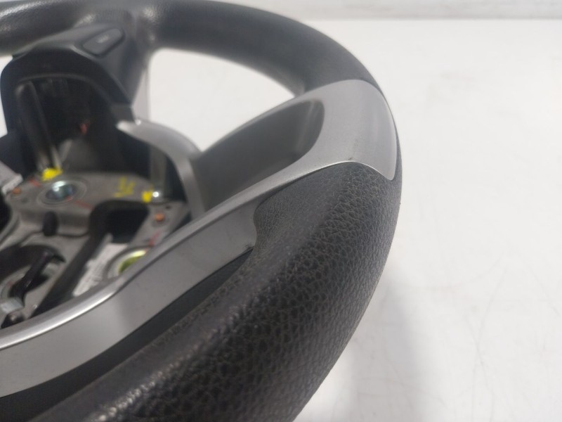 Recambio de volante para kia picanto iii (ja) 1.0 lpg referencia OEM IAM 56111H8000WK 56120H8000 