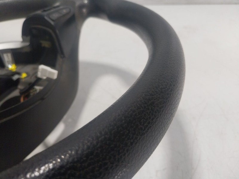 Recambio de volante para kia picanto iii (ja) 1.0 lpg referencia OEM IAM 56111H8000WK 56120H8000 