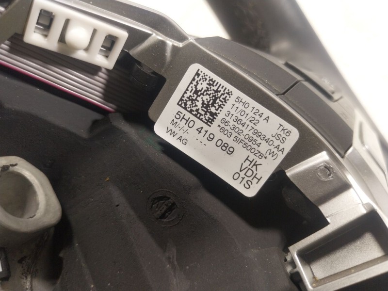 Recambio de volante para volkswagen golf viii (cd1, da1) 1.0 tsi referencia OEM IAM 5H0419089HKVDH 5H0419089 