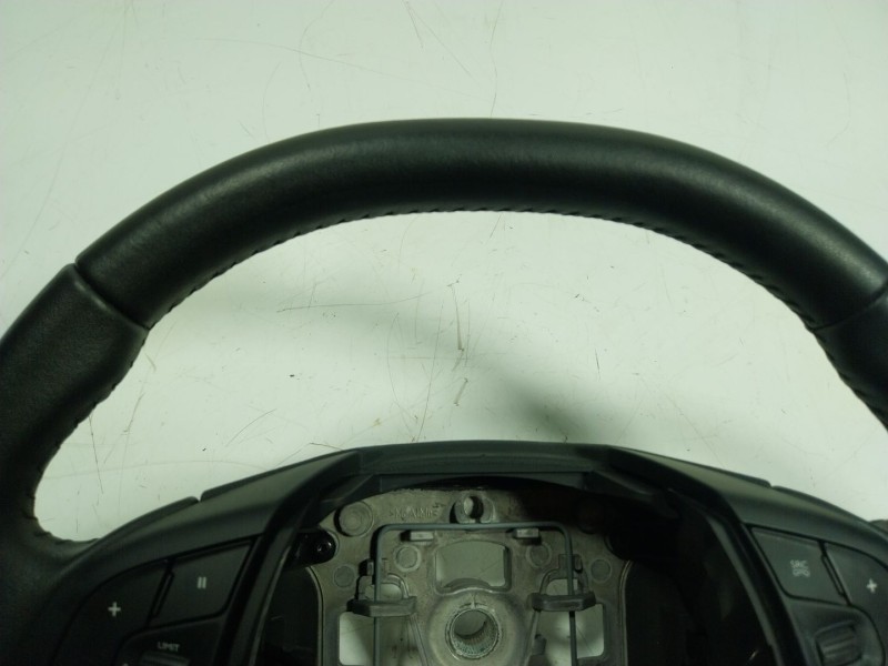 Recambio de volante para citroën c4 cactus 1.2 thp 110 referencia OEM IAM  98303131 