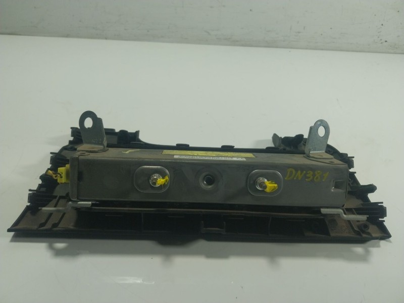 Recambio de airbag lateral delantero izquierdo para toyota auris (_e18_) 1.8 hybrid (zwe186_) referencia OEM IAM  TG11D01002 