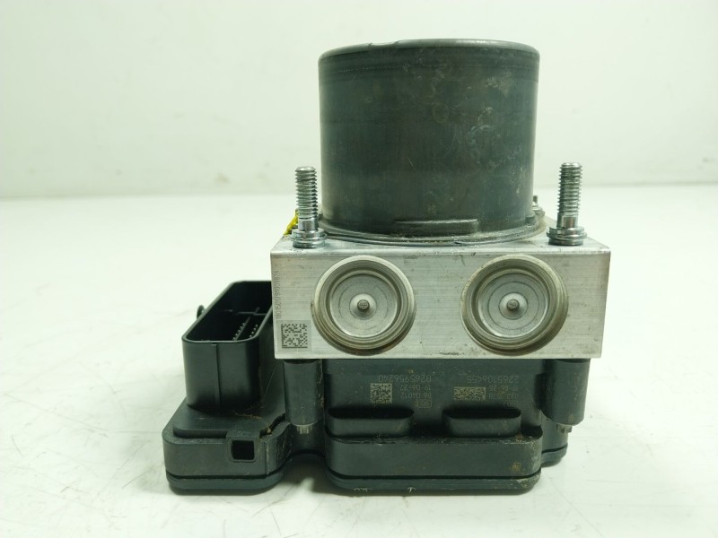 Recambio de abs para citroën c4 cactus 1.2 thp 110 referencia OEM IAM  9830317080 