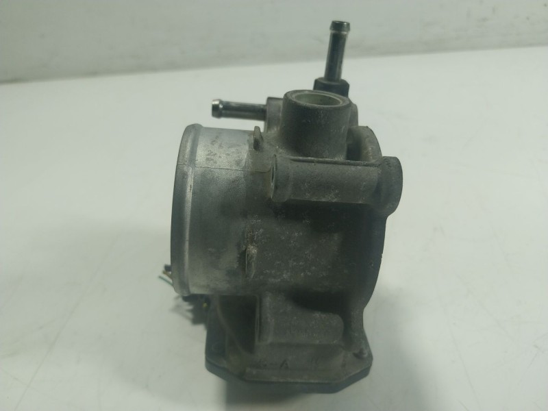 Recambio de caja mariposa para toyota auris (_e18_) 1.8 hybrid (zwe186_) referencia OEM IAM  2203037060 