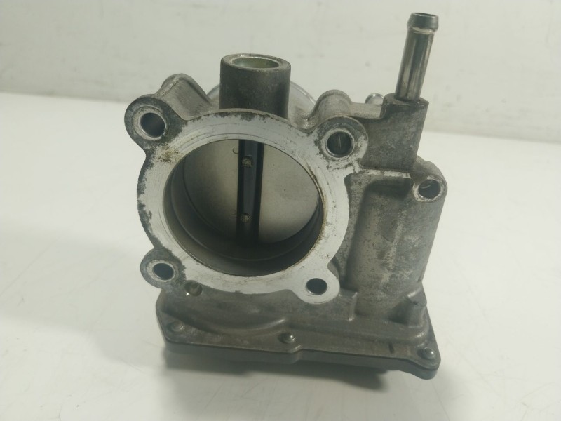 Recambio de caja mariposa para toyota auris (_e18_) 1.8 hybrid (zwe186_) referencia OEM IAM  2203037060 