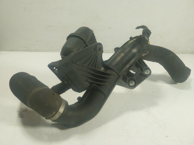 Recambio de tubo intercooler para audi q5 (8rb) 2.0 tdi quattro referencia OEM IAM  8R0145709H 