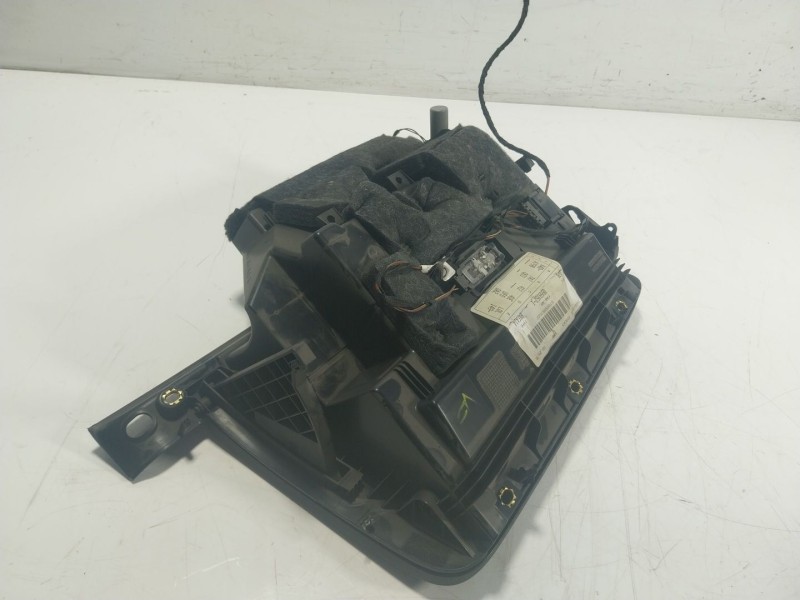 Recambio de guantera para audi a1 sportback (8xa, 8xf) 1.6 tdi referencia OEM IAM  05593521 