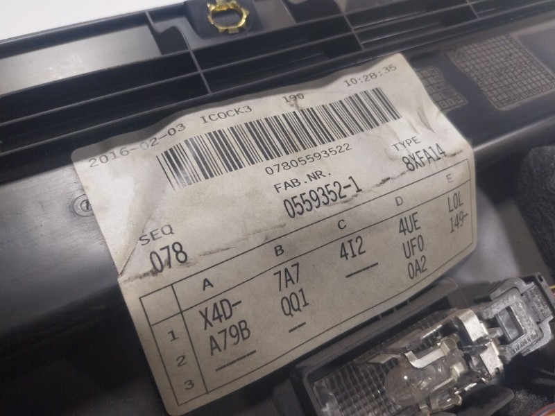 Recambio de guantera para audi a1 sportback (8xa, 8xf) 1.6 tdi referencia OEM IAM  05593521 