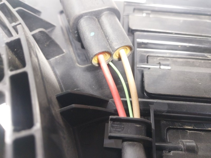 Recambio de electroventilador para bmw x2 (f39) sdrive 20 i referencia OEM IAM  7636070 