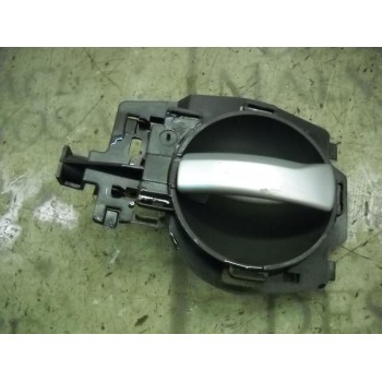 MANETA INTERIOR DELANTERA IZQUIERDA 