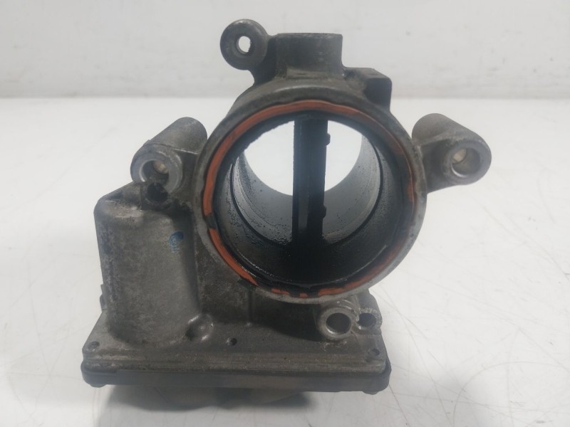 Recambio de caja mariposa para audi q5 (8rb) 2.0 tdi quattro referencia OEM IAM  03L128063E 