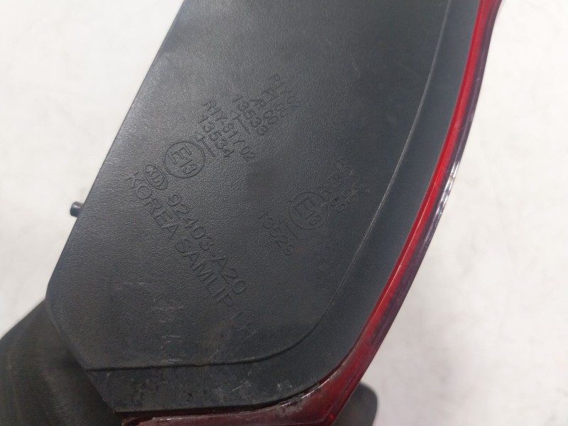 Recambio de piloto trasero izquierdo interior para kia cee´d (jd) 1.4 crdi 90 referencia OEM IAM 92403A2000 92403A20 