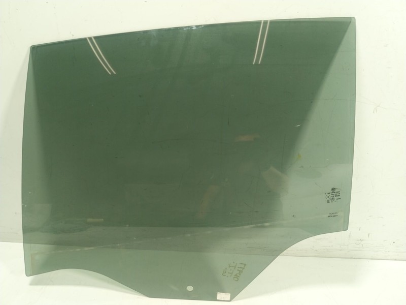 Recambio de cristal puerta trasero izquierdo para volkswagen golf viii (cd1, da1) 1.0 tsi referencia OEM IAM 5H4845025A  