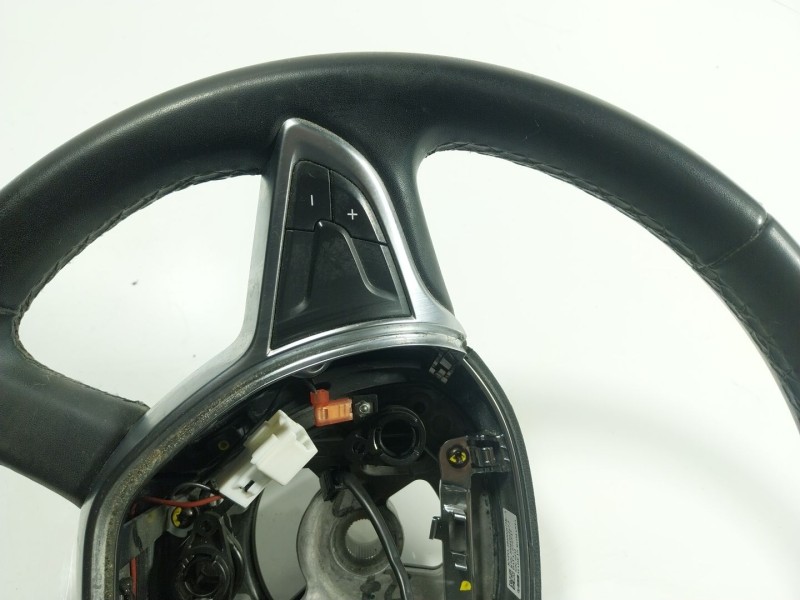 Recambio de volante para dacia duster (hs_) 1.2 tce 125 4x4 referencia OEM IAM 484000872R 484000872R 