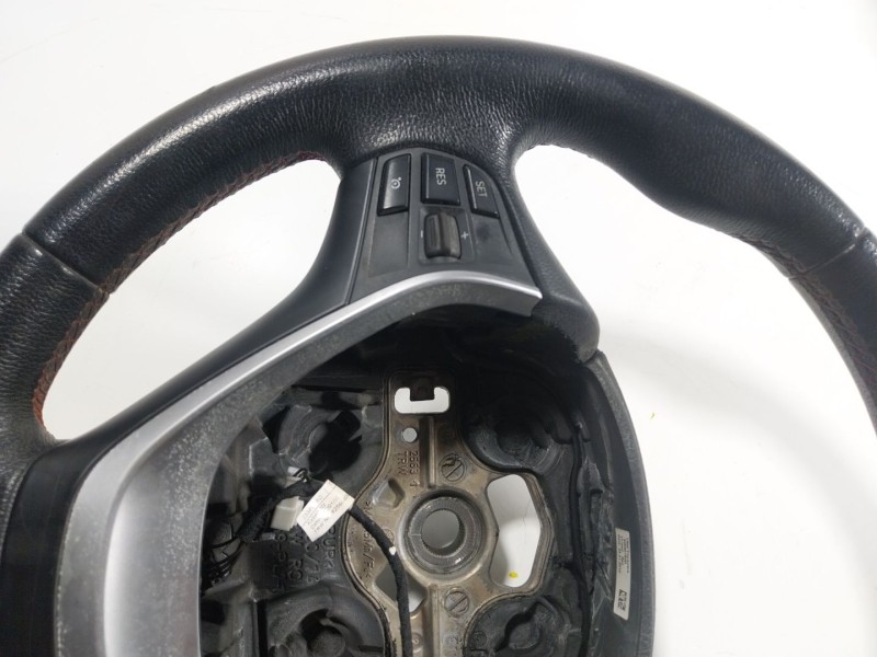 Recambio de volante para bmw 1 (f20) 116 d referencia OEM IAM 32306863342 679639706 