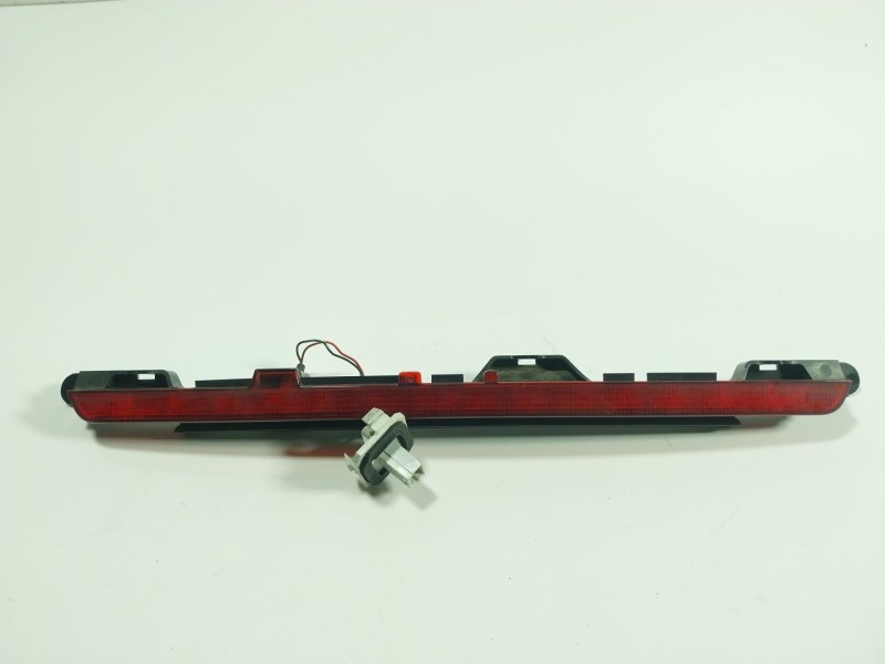 Recambio de piloto trasero central para mercedes-benz cla shooting brake (x117) cla 220 cdi / d (117.903) referencia OEM IAM   