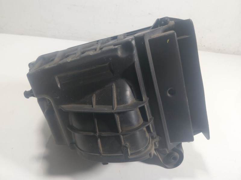 Recambio de filtro aire para renault scénic iii (jz0/1_) 1.2 tce referencia OEM IAM  165000356R 