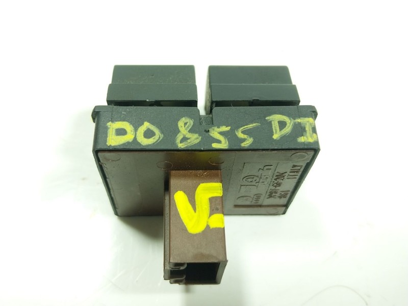 Recambio de mando elevalunas delantero izquierdo para seat leon (1p1) 1.9 tdi referencia OEM IAM   