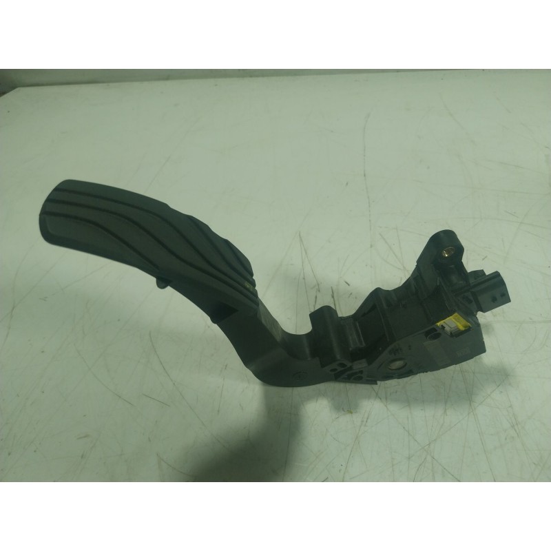 Recambio de potenciometro pedal para renault megane iv hatchback (b9a/m/n_) 1.5 blue dci 95 (b9a2) referencia OEM IAM  180023067