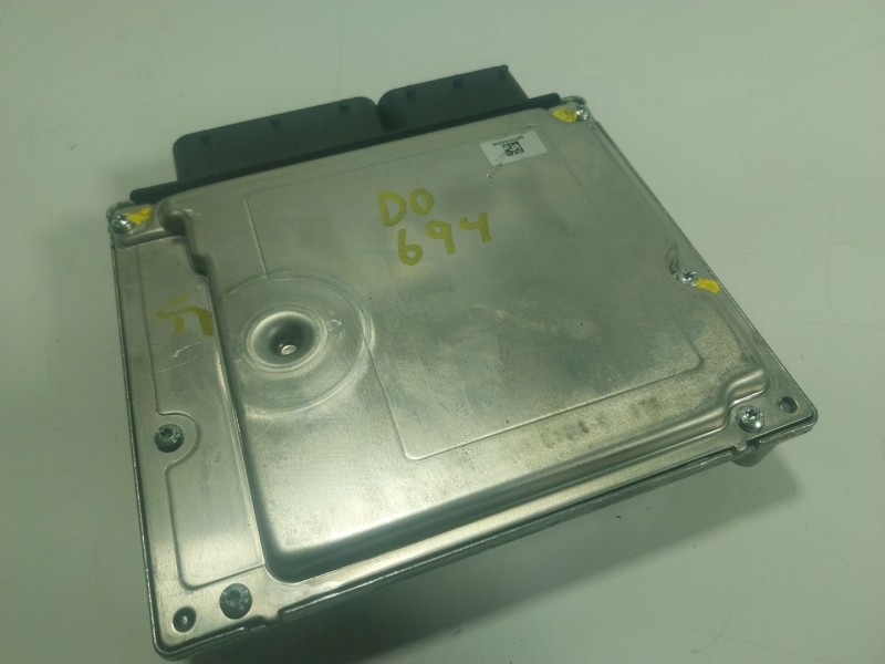 Recambio de centralita motor uce para bmw 1 coupé (e82) 118 d referencia OEM IAM  951816701 