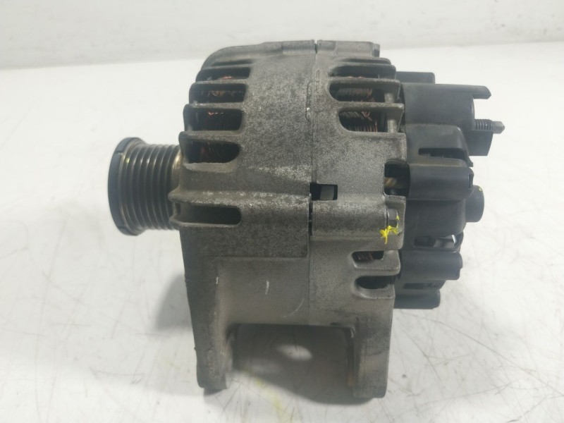Recambio de alternador para renault scénic iii (jz0/1_) 1.2 tce referencia OEM IAM  8200849752C 