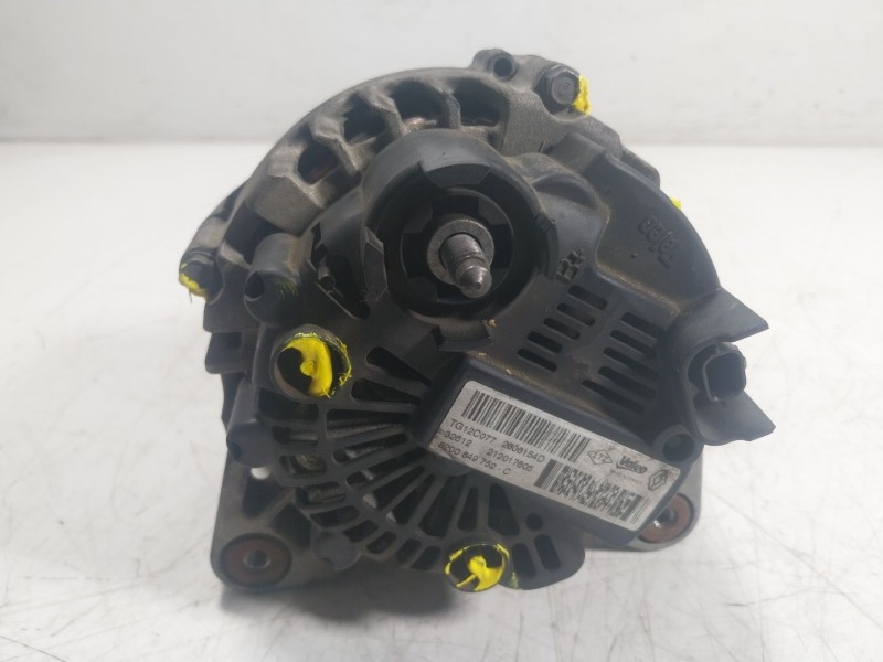 Recambio de alternador para renault scénic iii (jz0/1_) 1.2 tce referencia OEM IAM  8200849752C 