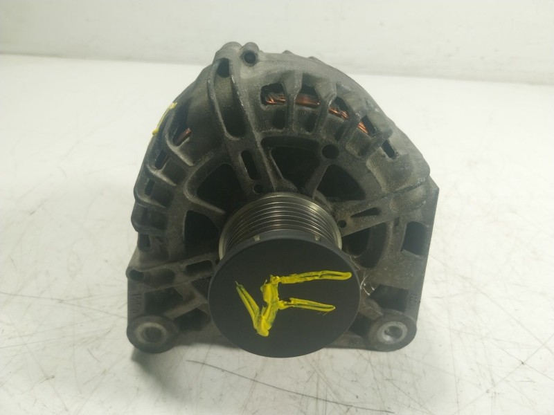Recambio de alternador para renault scénic iii (jz0/1_) 1.2 tce referencia OEM IAM  8200849752C 