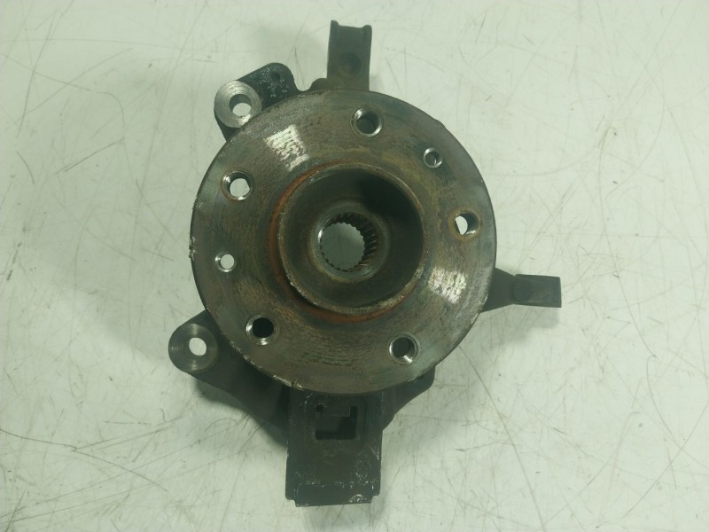 Recambio de mangueta delantera izquierda para renault scénic iii (jz0/1_) 1.2 tce referencia OEM IAM   