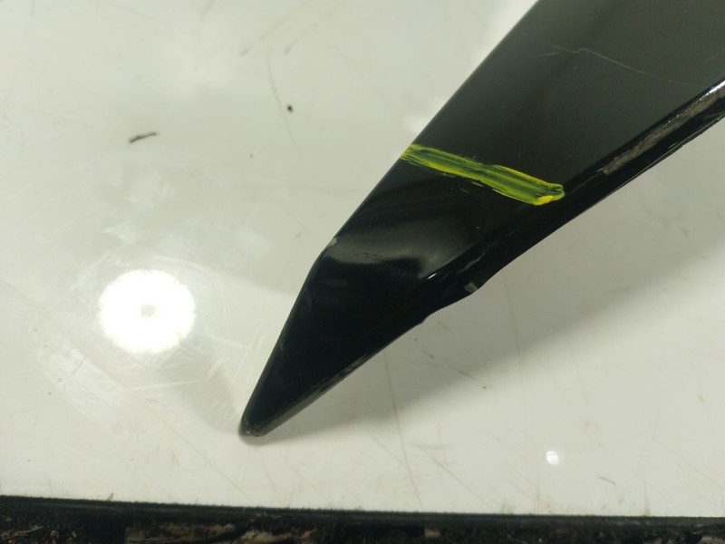 Recambio de aleta delantera izquierda para citroën c4 picasso ii 1.6 bluehdi 100 referencia OEM IAM   