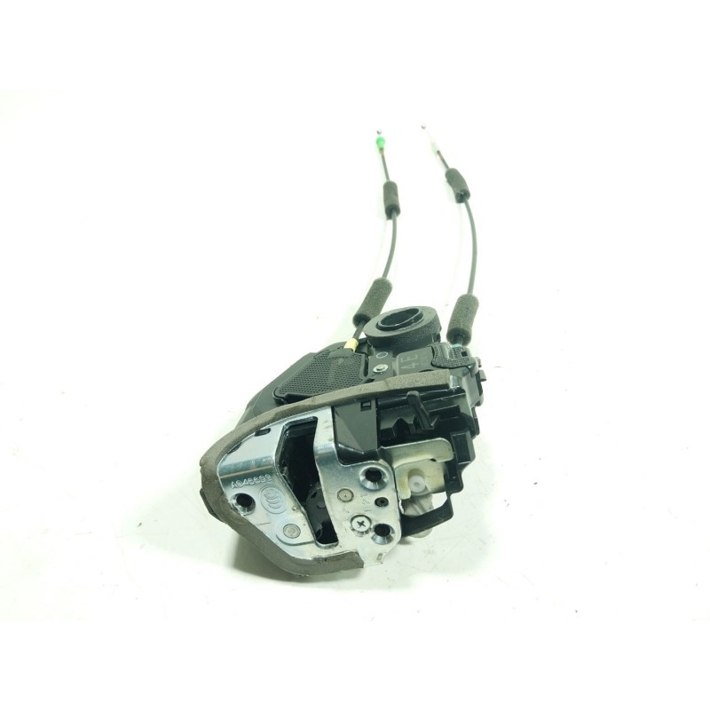 Recambio de cerradura puerta trasera izquierda para lexus ct (zwa10_) 200h (zwa10_) referencia OEM IAM  6031014 