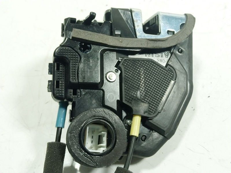 Recambio de cerradura puerta trasera izquierda para lexus ct (zwa10_) 200h (zwa10_) referencia OEM IAM  6031014 