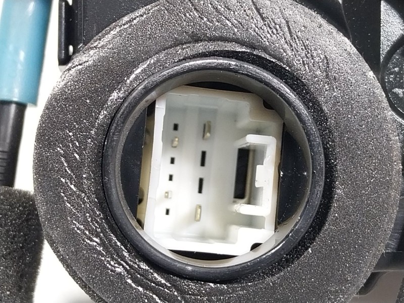 Recambio de cerradura puerta trasera izquierda para lexus ct (zwa10_) 200h (zwa10_) referencia OEM IAM  6031014 