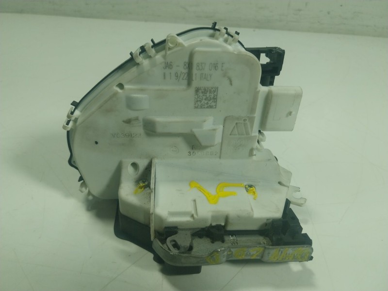 Recambio de cerradura puerta delantera derecha para audi q2 (gab, gag) 35 tfsi referencia OEM IAM  8X1837016E 