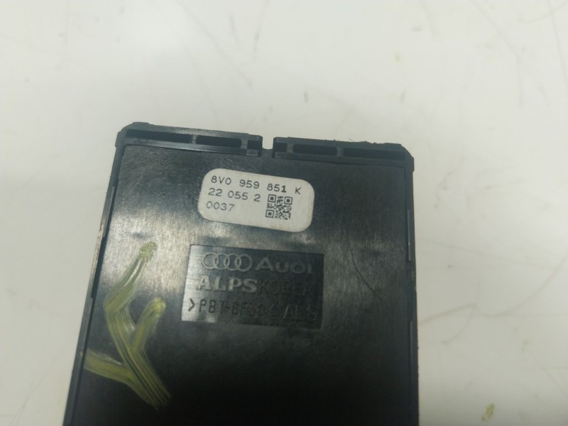 Recambio de mando elevalunas delantero izquierdo para audi q2 (gab, gag) 35 tfsi referencia OEM IAM  8V0959851 