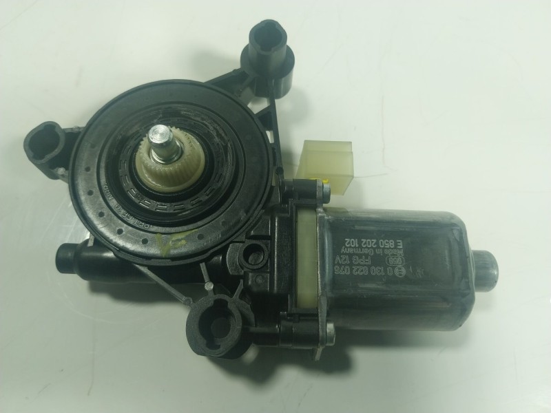 Recambio de motor elevalunas delantero izquierdo para audi q2 (gab, gag) 35 tfsi referencia OEM IAM  5Q0959802C 