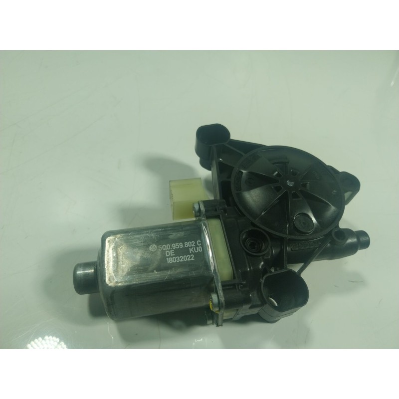 Recambio de motor elevalunas delantero izquierdo para audi q2 (gab, gag) 35 tfsi referencia OEM IAM  5Q0959802C 