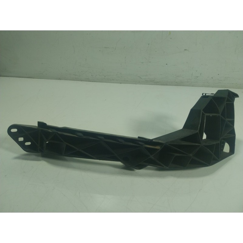 Recambio de soporte faro derecho para audi q2 (gab, gag) 35 tfsi referencia OEM IAM  2215345271 