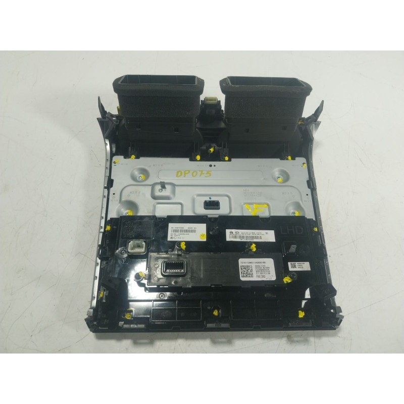 Recambio de pantalla multifuncion para hyundai tucson (nx4e, nx4a) 1.6 t-gdi referencia OEM IAM  9725N7300 